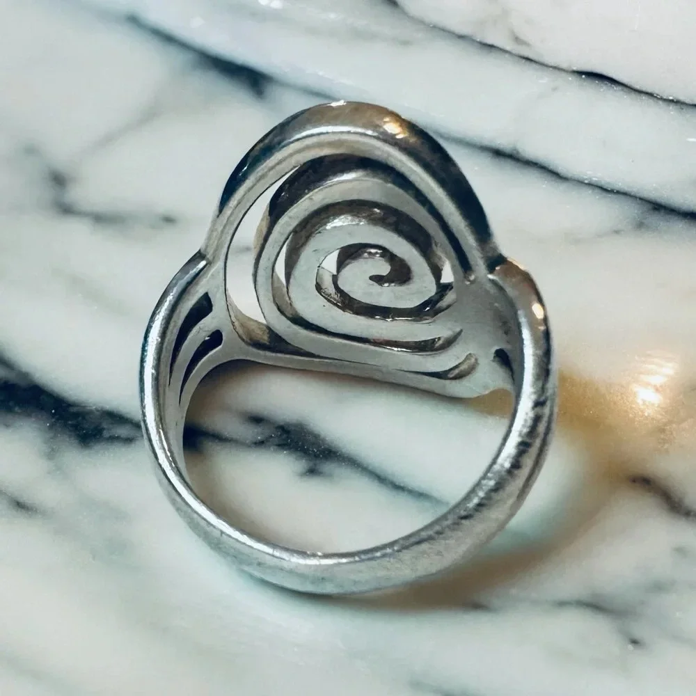 Designer Sterling Silver Spiral Ring (8)